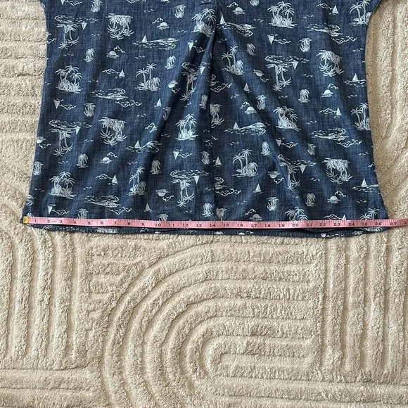 Lands' End Navy Short-Sleeve Island Print Tunic - Picture 9 of 9